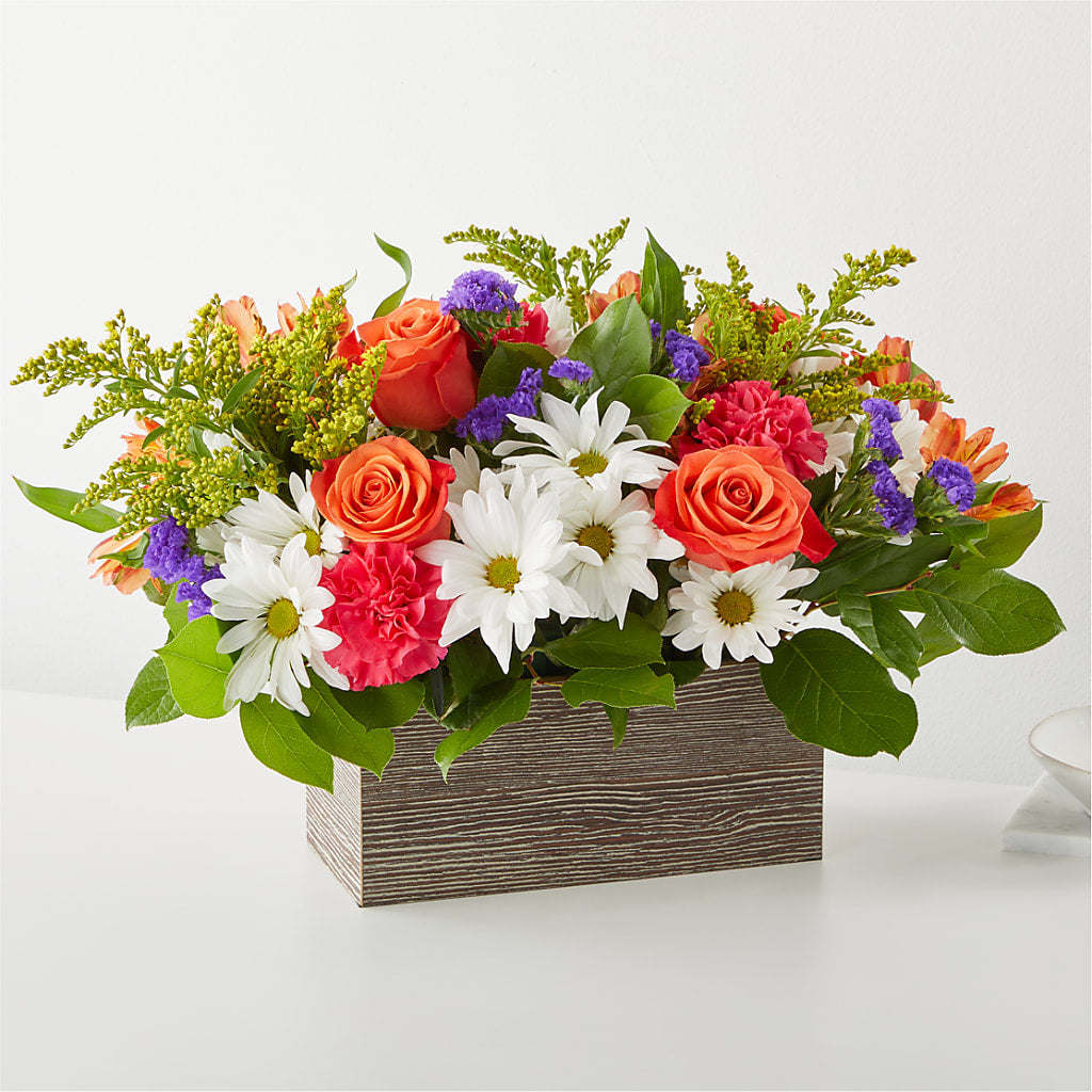 Oopsie Daisy Box Bouquet – CARLOS BLOOMS & EVENTS, Garnerville NY