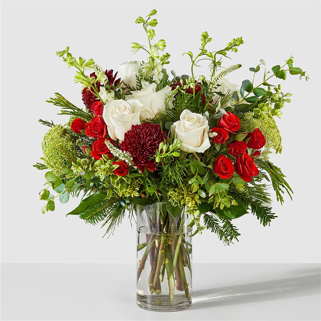 Favorite Traditions Bouquet – CARLOS BLOOMS & EVENTS, Garnerville NY