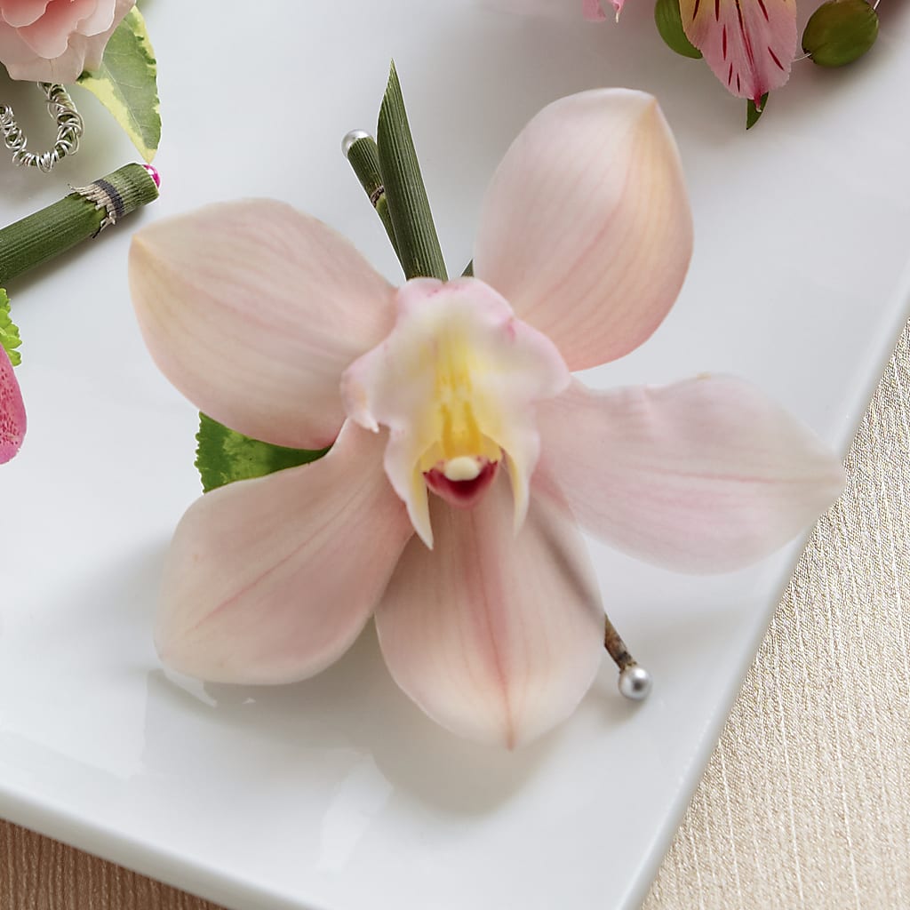 Pink Cymbidium Boutonniere – CARLOS BLOOMS & EVENTS, Garnerville NY