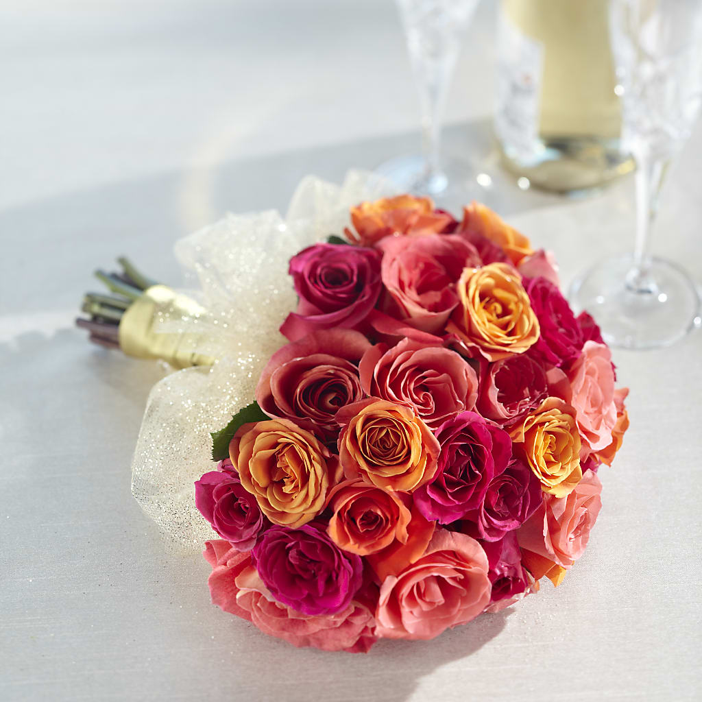 Sweet Roses Bouquet – CARLOS BLOOMS & EVENTS, Garnerville NY