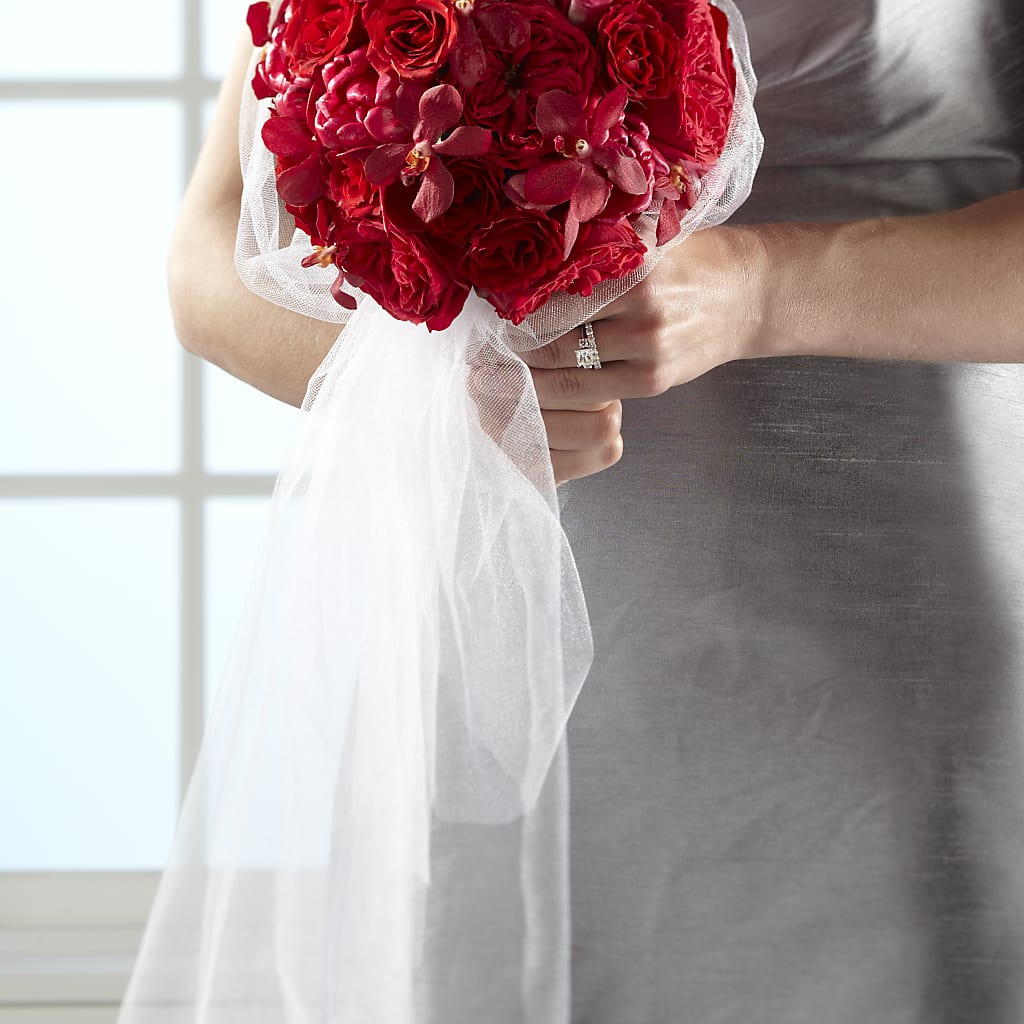 Desire Bouquet – CARLOS BLOOMS & EVENTS, Garnerville NY