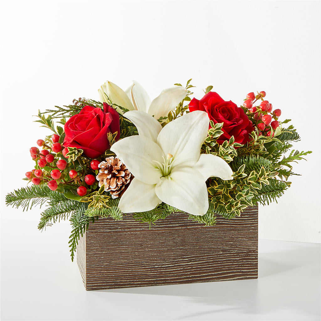 Snowy Wonderland Bouquet – CARLOS BLOOMS & EVENTS, Garnerville NY