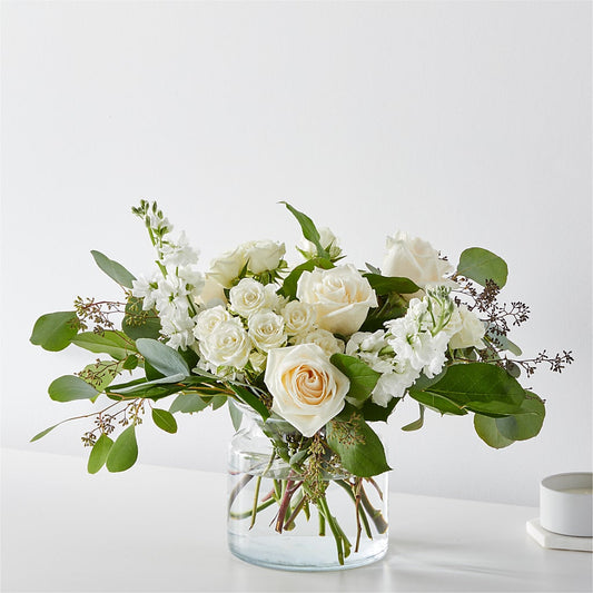 Fresh Linen Bouquet – CARLOS BLOOMS & EVENTS, Garnerville NY