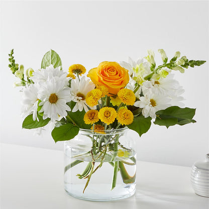 Sun Salutation Bouquet – CARLOS BLOOMS & EVENTS, Garnerville NY