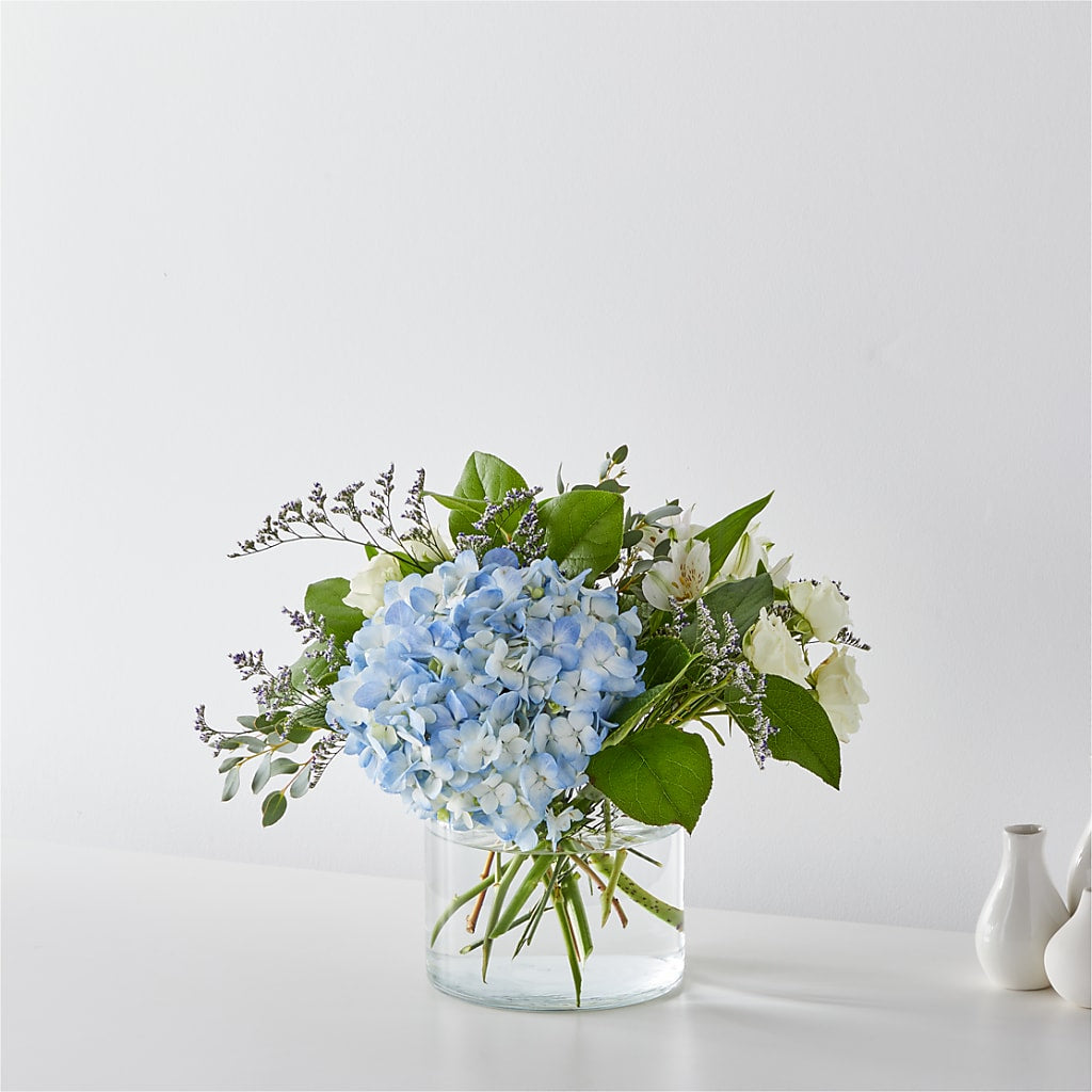 Coastal Blossom Bouquet – CARLOS BLOOMS & EVENTS, Garnerville NY