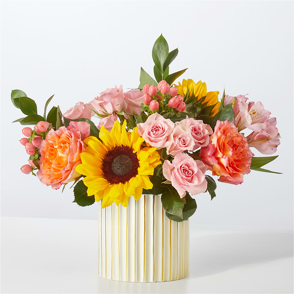 Sun's Out Bouquet – CARLOS BLOOMS & EVENTS, Garnerville NY