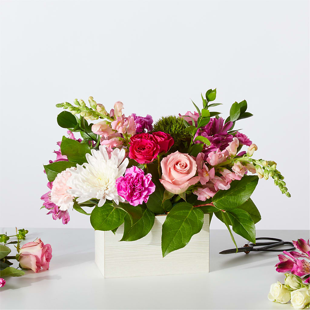 Sweetberry Box – A Florist Original – CARLOS BLOOMS & EVENTS, Garnerville NY
