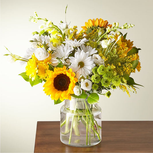 Hello Sunshine Bouquet – CARLOS BLOOMS & EVENTS, Garnerville NY