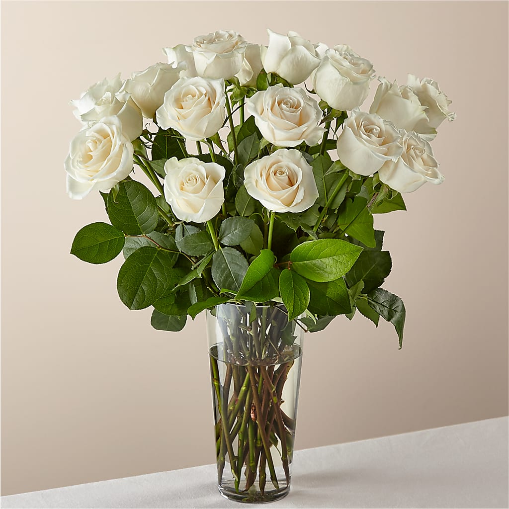 Long Stem White Rose Bouquet – CARLOS BLOOMS & EVENTS, Garnerville NY