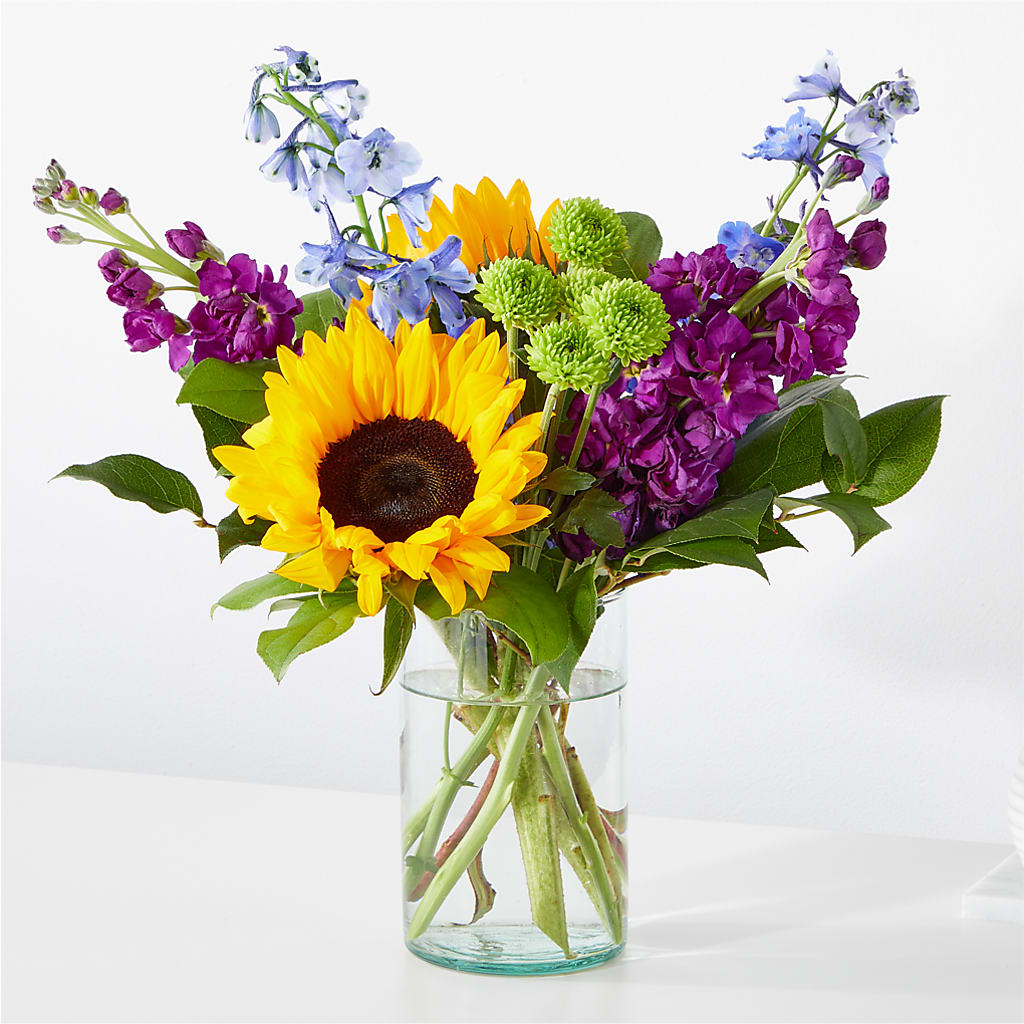 Catching Rays Bouquet – CARLOS BLOOMS & EVENTS, Garnerville NY