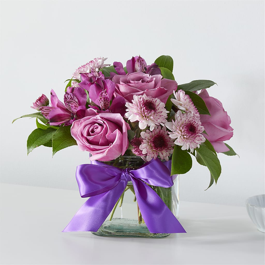 Sugarplum Bouquet – CARLOS BLOOMS & EVENTS, Garnerville NY