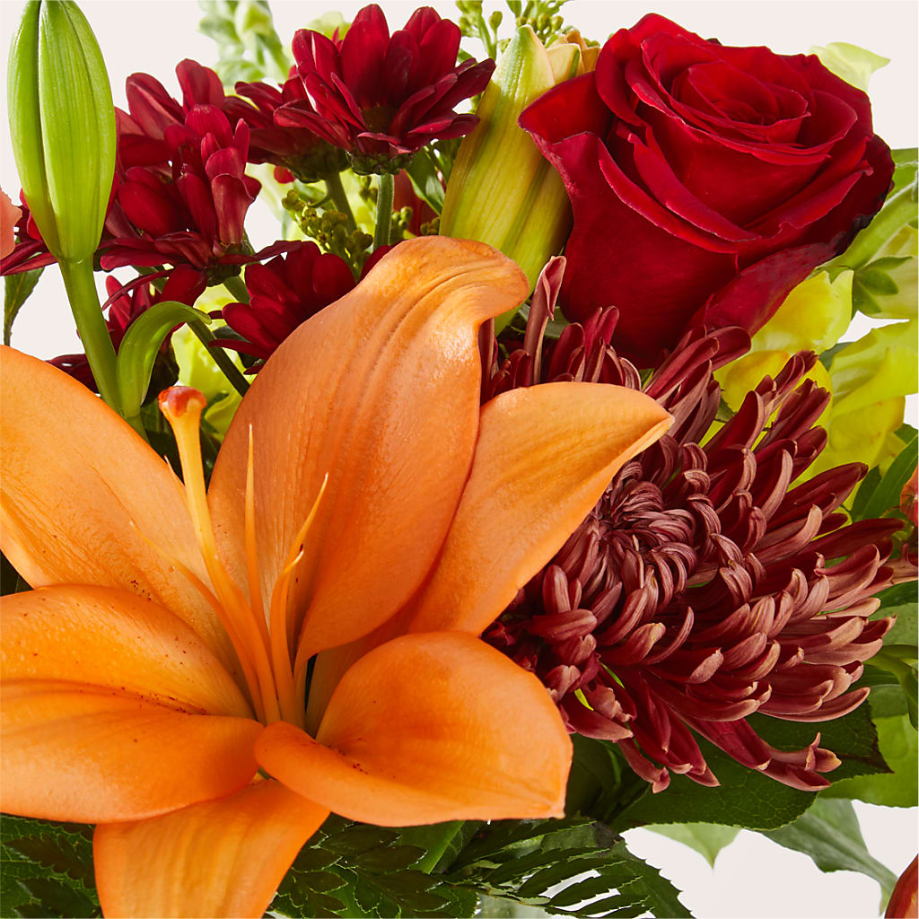 Sweater Season - A Florist Original – CARLOS BLOOMS & EVENTS, Garnerville NY