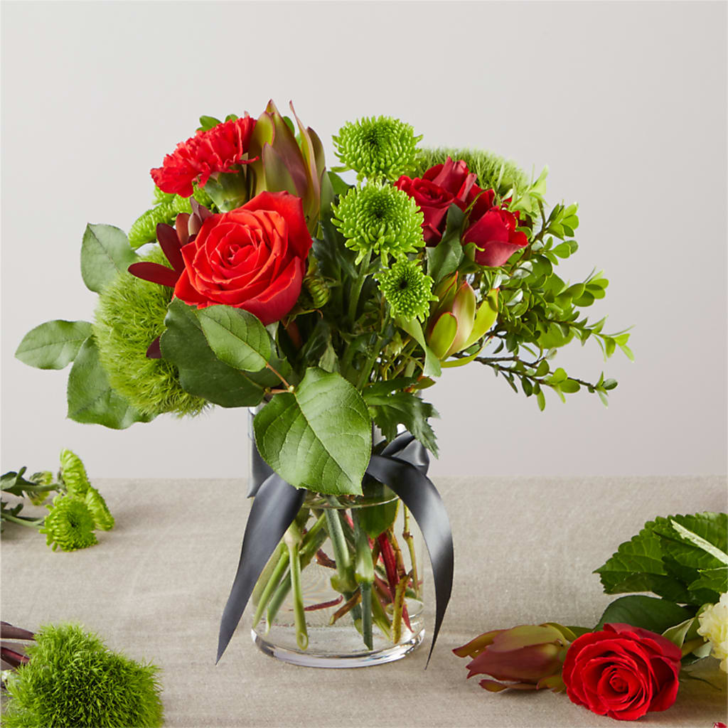Heritage Kindle – A Florist Original – CARLOS BLOOMS & EVENTS, Garnerville NY