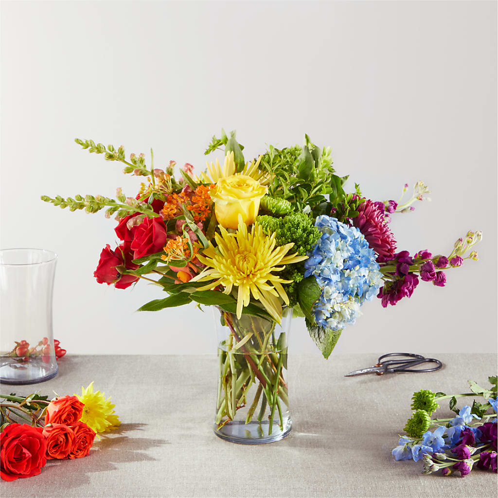Summer Spectra - A Florist Original – CARLOS BLOOMS & EVENTS, Garnerville NY