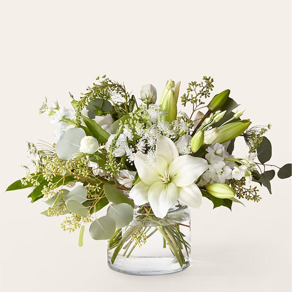 Alluring Elegance Bouquet – CARLOS BLOOMS & EVENTS, Garnerville NY
