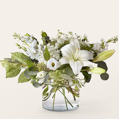 Alluring Elegance Bouquet – CARLOS BLOOMS & EVENTS, Garnerville NY