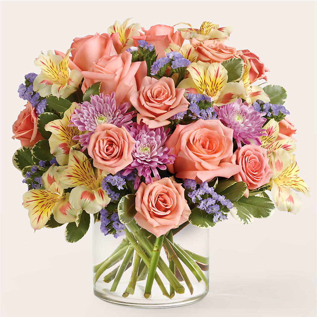 Candy Coated Bouquet – CARLOS BLOOMS & EVENTS, Garnerville NY
