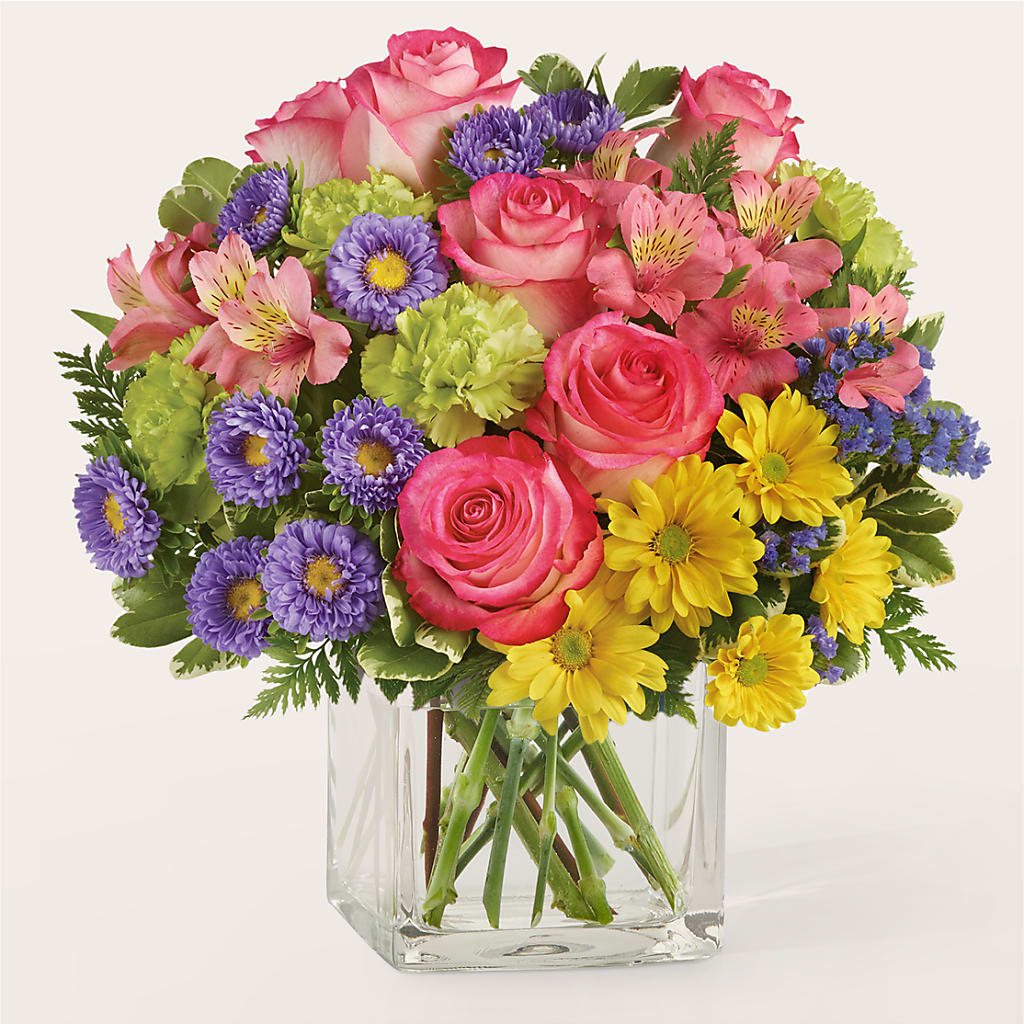 Candy Jar Bouquet – CARLOS BLOOMS & EVENTS, Garnerville NY