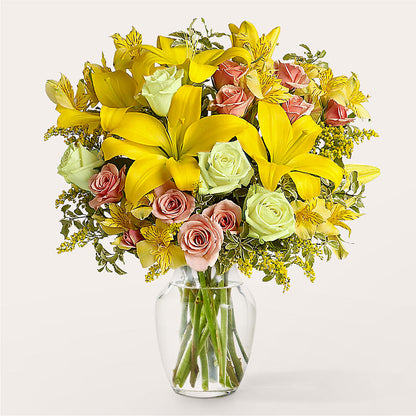 Sunburst Bouquet – CARLOS BLOOMS & EVENTS, Garnerville NY