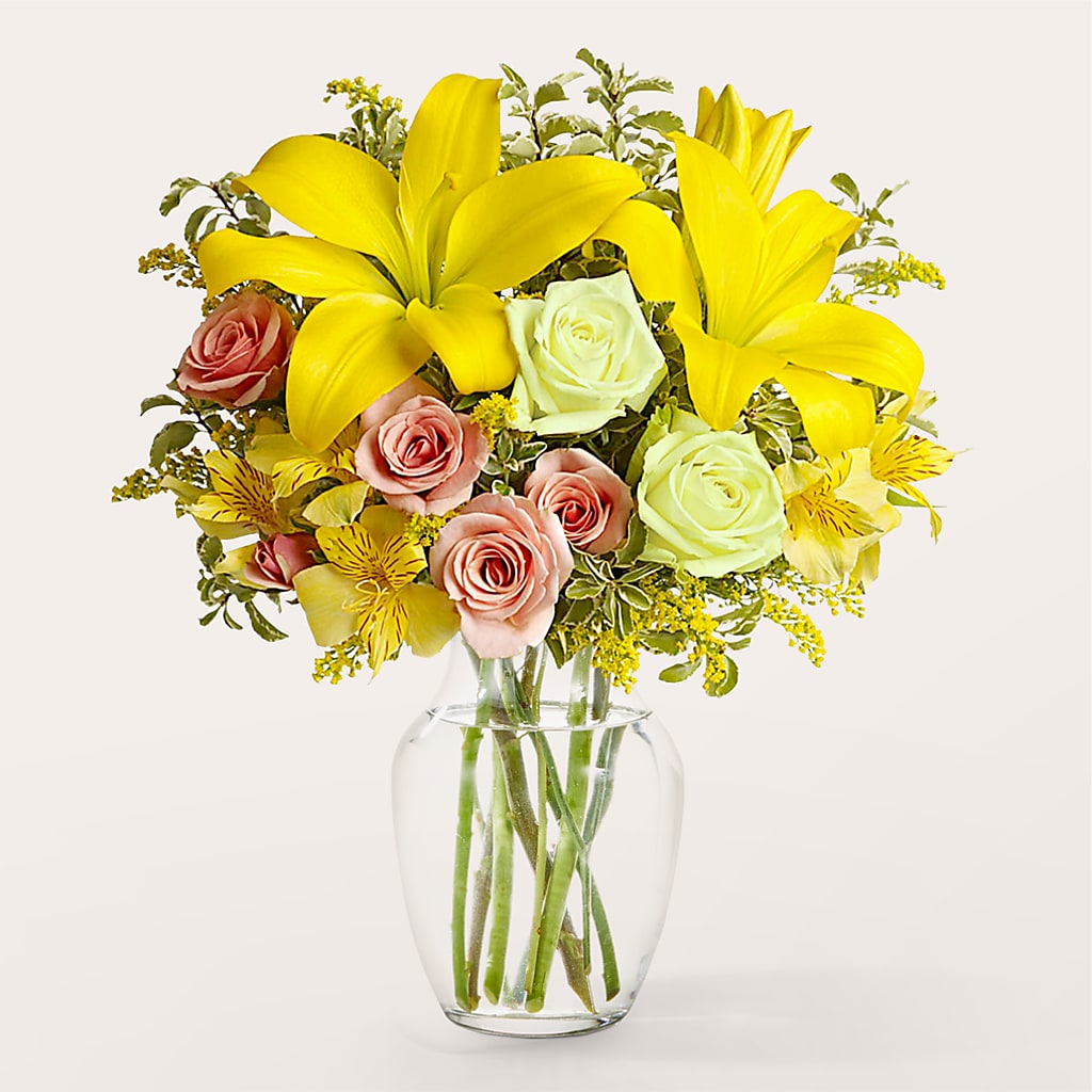 Sunburst Bouquet – CARLOS BLOOMS & EVENTS, Garnerville NY