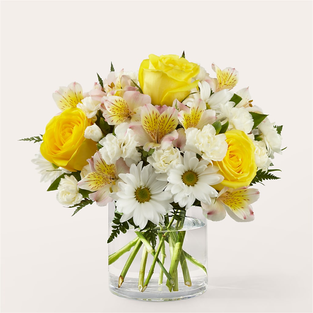 Gleeful Bouquet – CARLOS BLOOMS & EVENTS, Garnerville NY