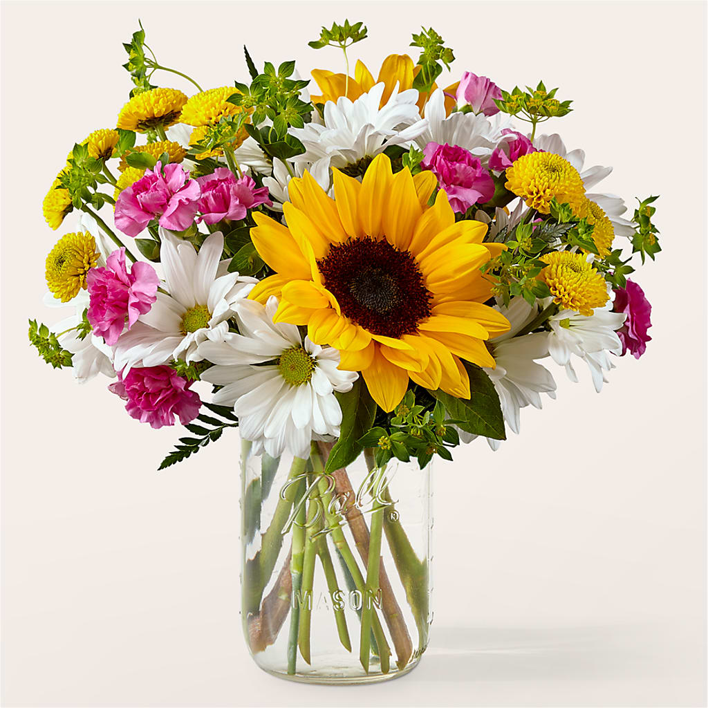 Aglow Bouquet – CARLOS BLOOMS & EVENTS, Garnerville NY
