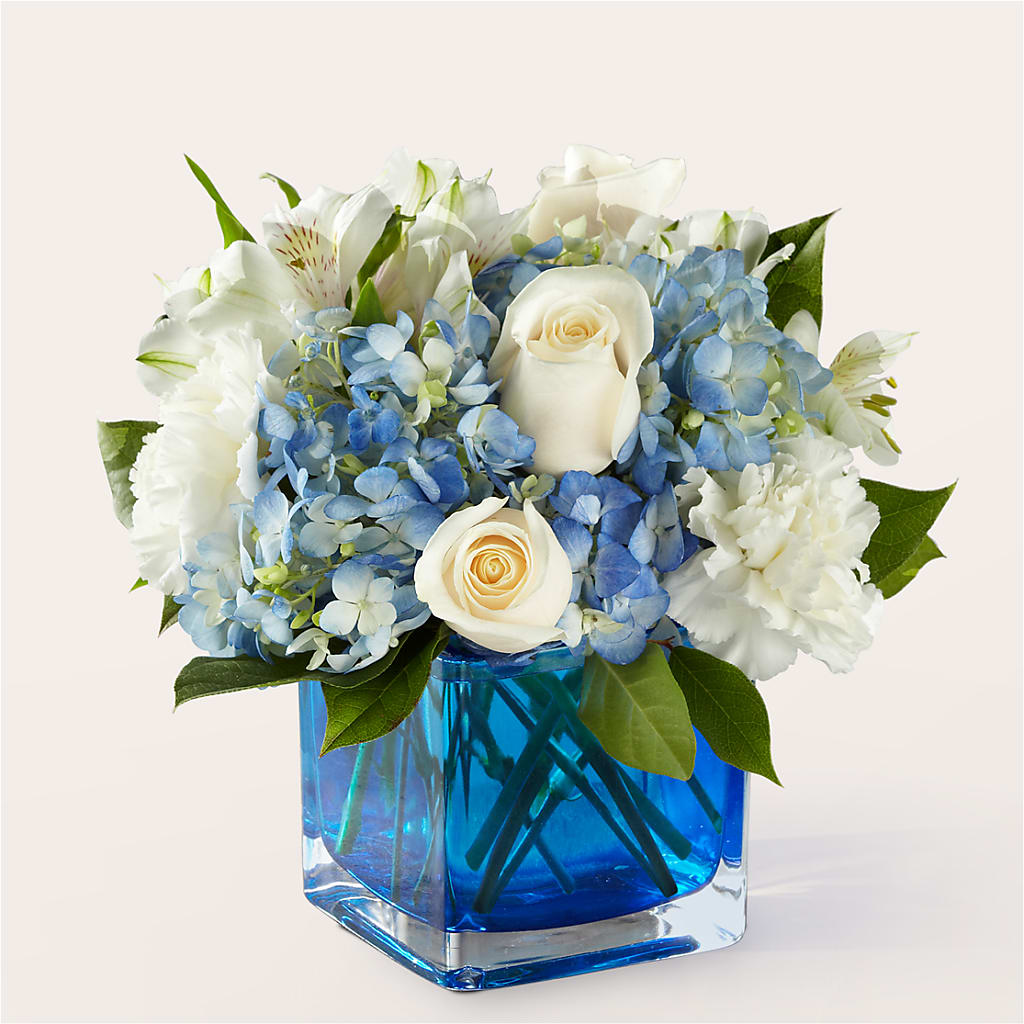 Soothing Waters Bouquet – CARLOS BLOOMS & EVENTS, Garnerville NY