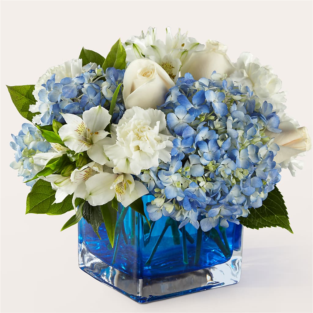 Soothing Waters Bouquet – CARLOS BLOOMS & EVENTS, Garnerville NY