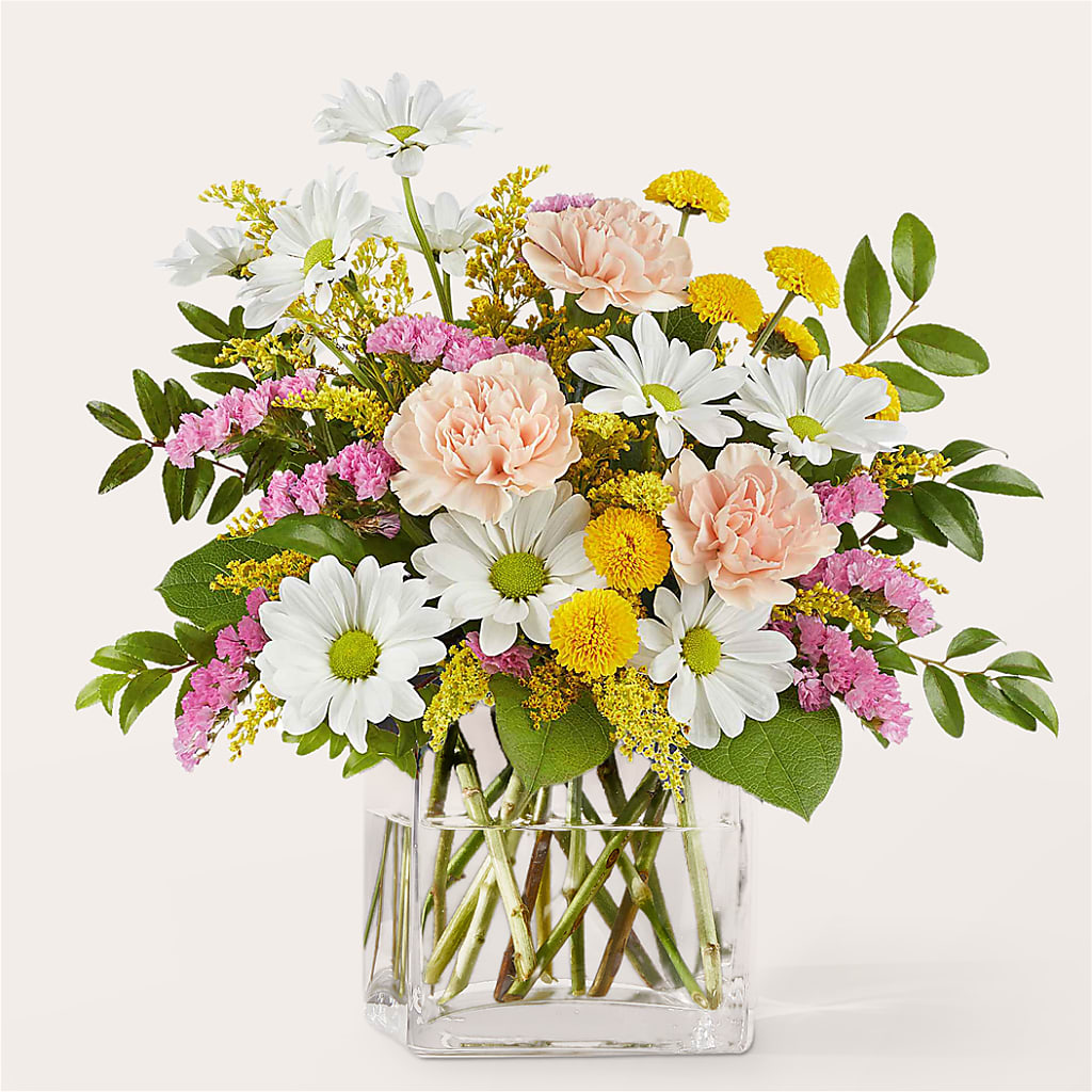 Country Cottage Bouquet – CARLOS BLOOMS & EVENTS, Garnerville NY