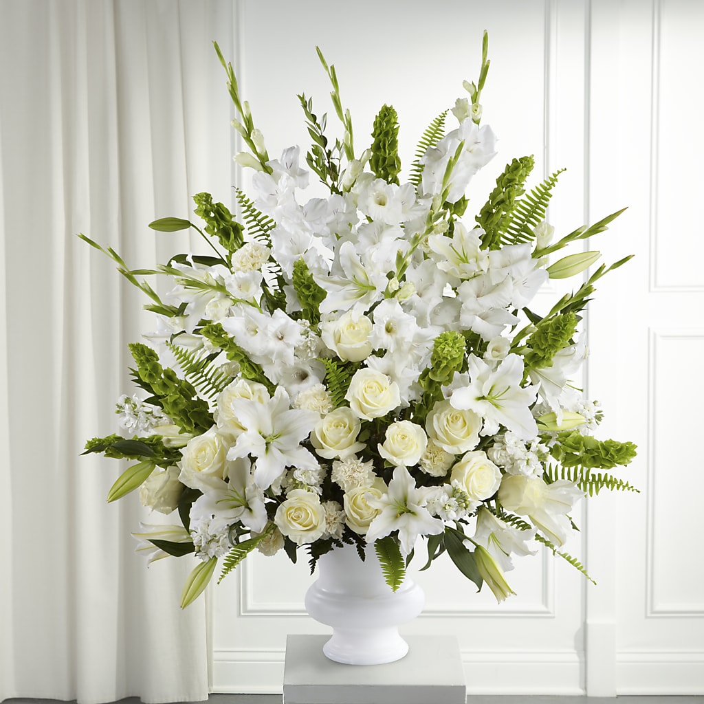 Morning Stars Arrangement – CARLOS BLOOMS & EVENTS, Garnerville NY