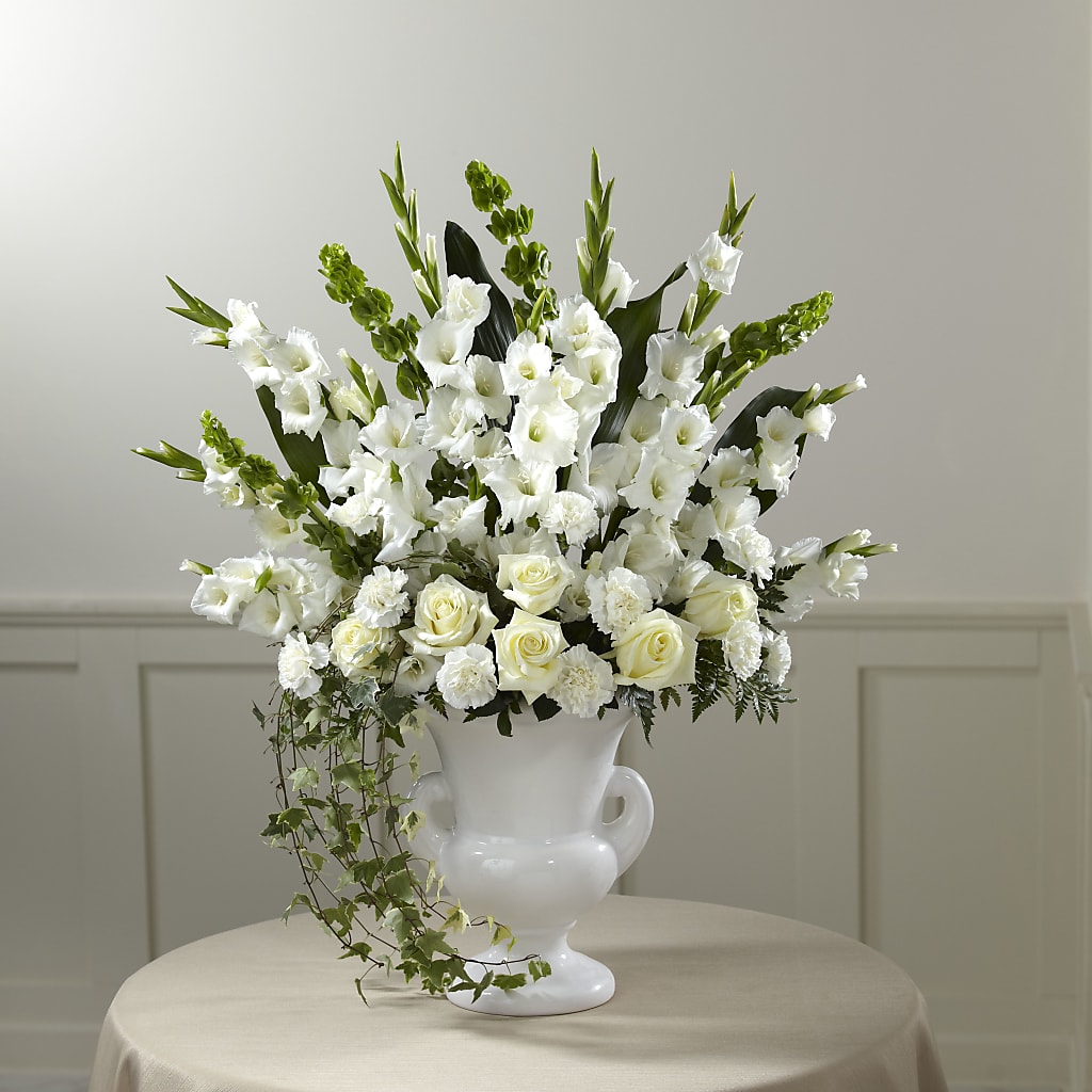 Fond Reflections Arrangement – CARLOS BLOOMS & EVENTS, Garnerville NY
