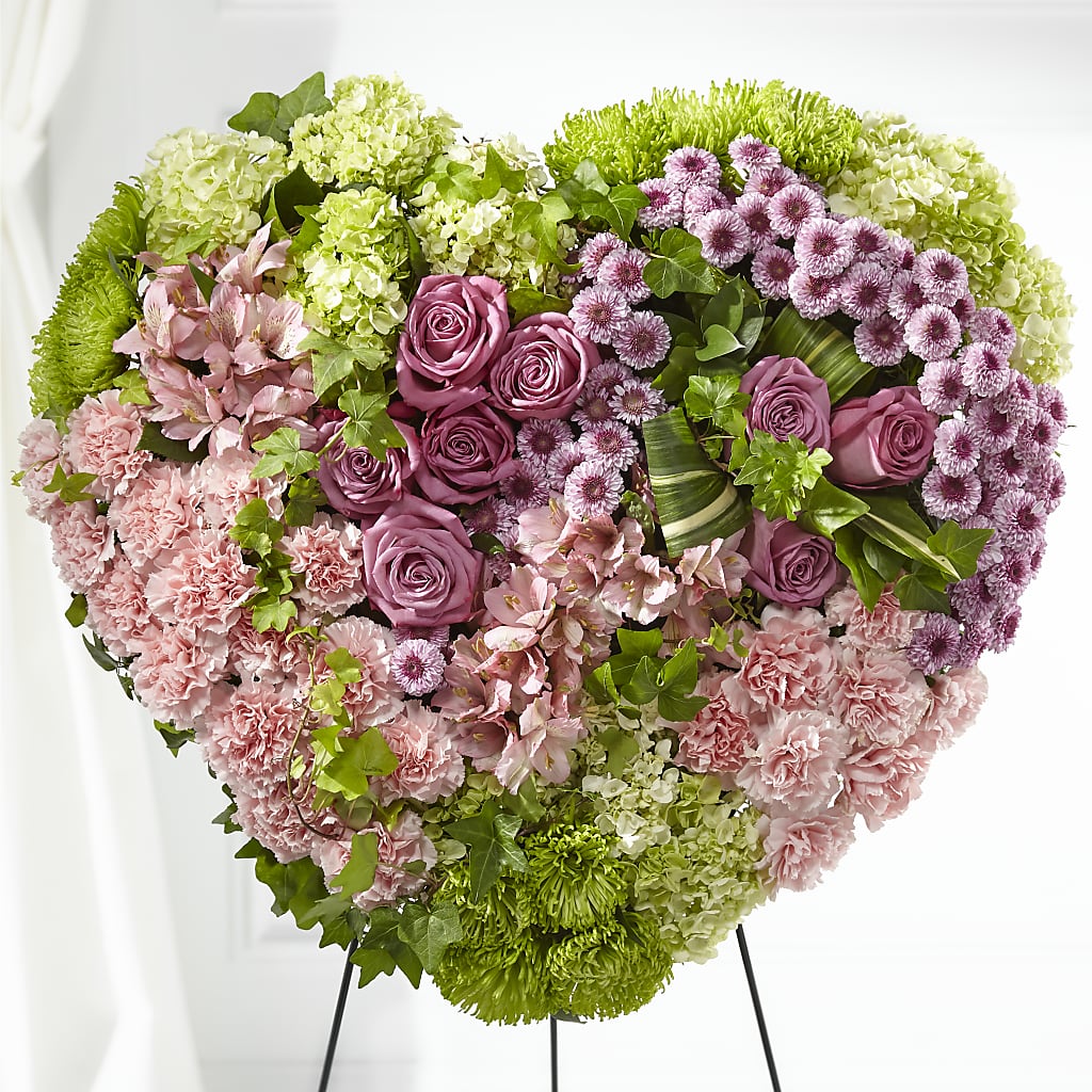 Heartwarming Standing Heart – CARLOS BLOOMS & EVENTS, Garnerville NY