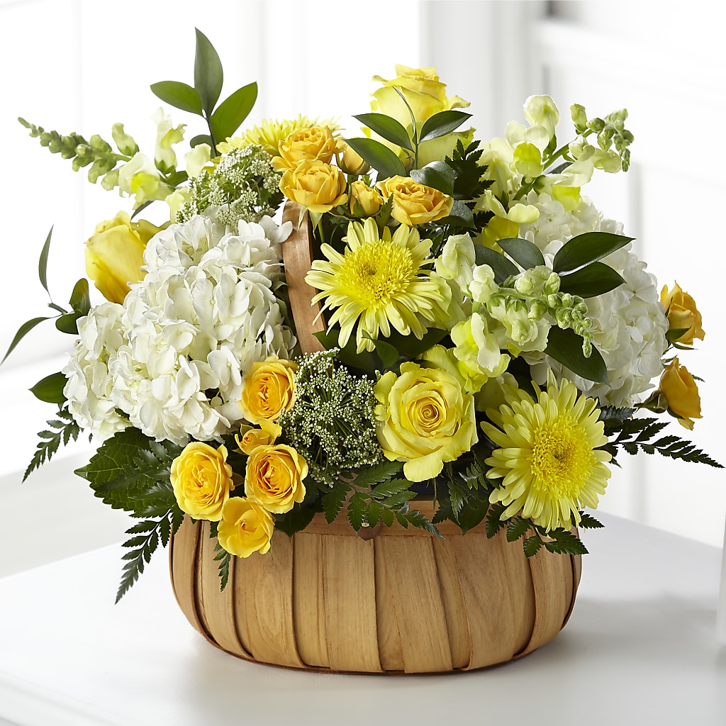 Rustic Remembrance Basket – CARLOS BLOOMS & EVENTS, Garnerville NY