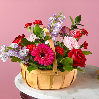 Pink Picnic Basket – CARLOS BLOOMS & EVENTS, Garnerville NY