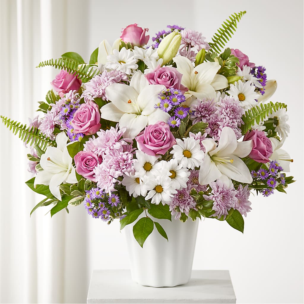 Warmest Thoughts Tabletop Basket – CARLOS BLOOMS & EVENTS, Garnerville NY