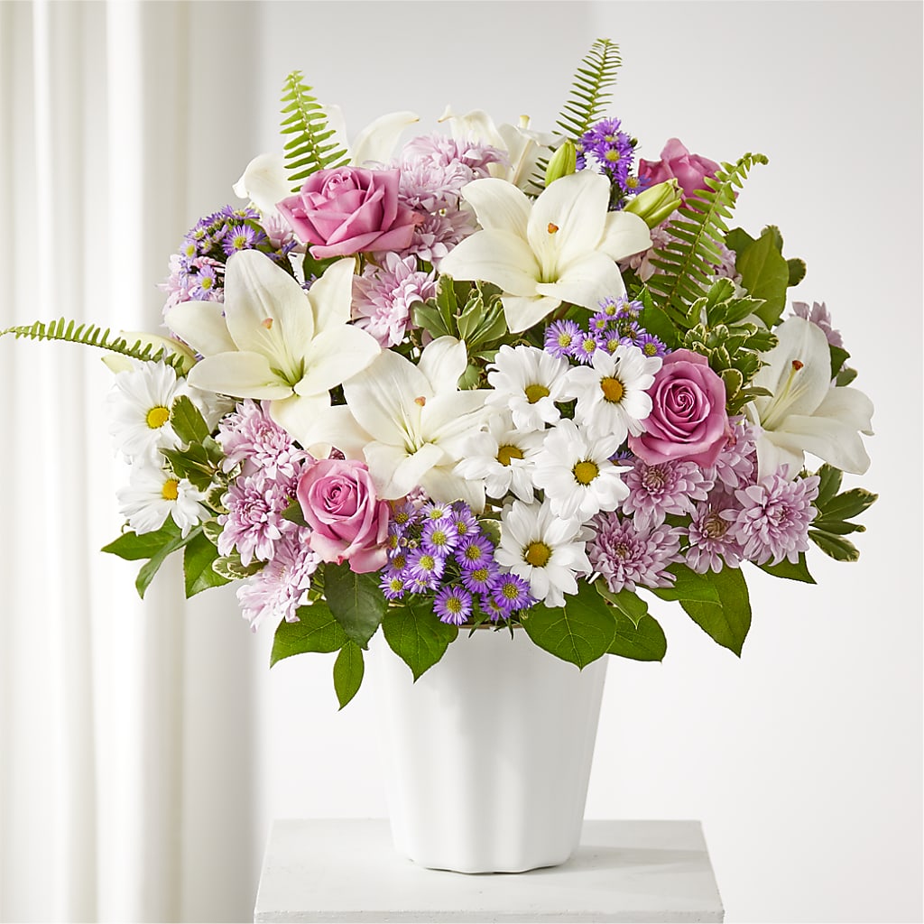 Warmest Thoughts Tabletop Basket – CARLOS BLOOMS & EVENTS, Garnerville NY