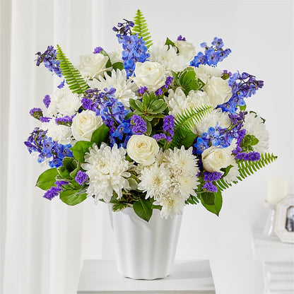 Hold Dear Tabletop Basket – CARLOS BLOOMS & EVENTS, Garnerville NY