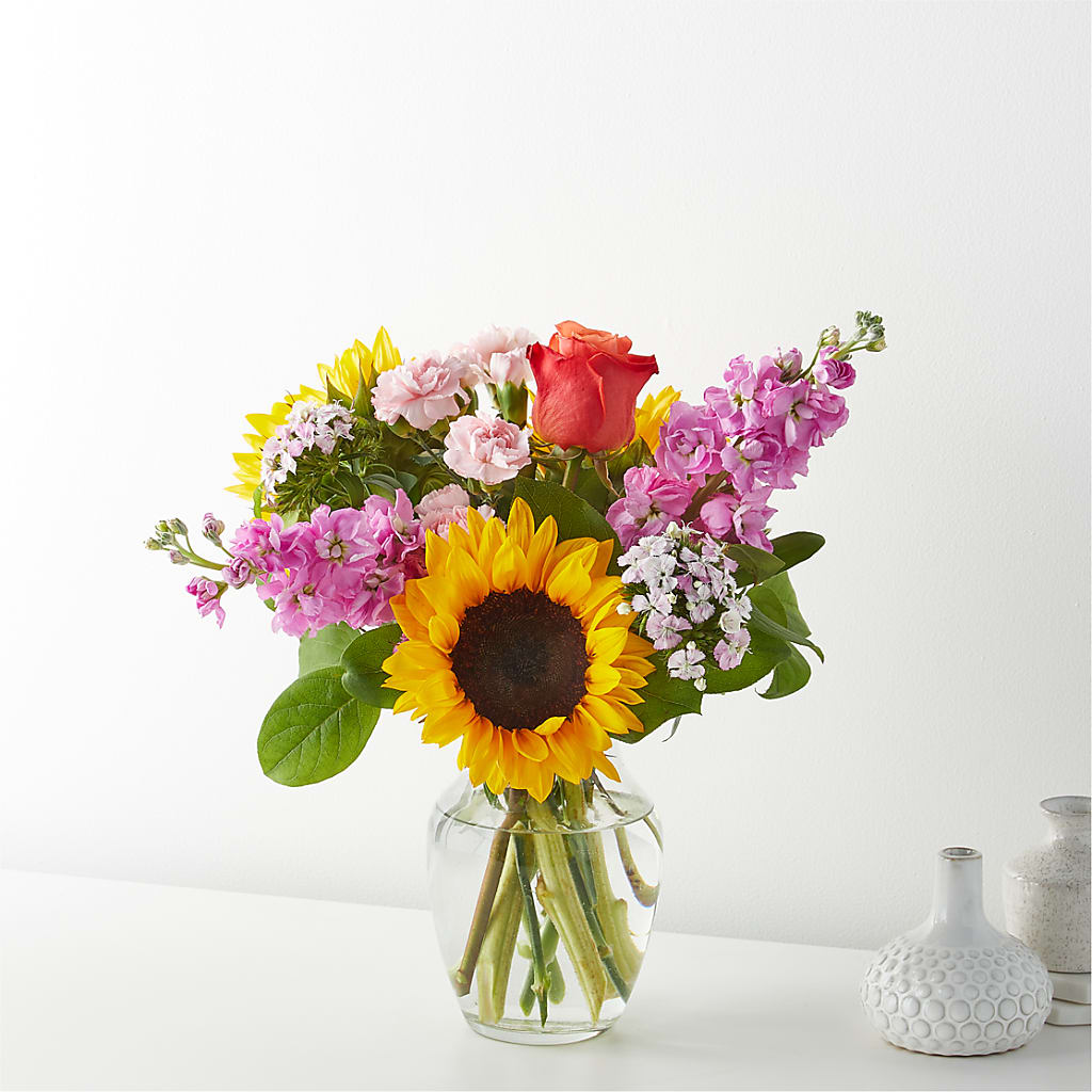 Yellow Brick Road Bouquet – CARLOS BLOOMS & EVENTS, Garnerville NY