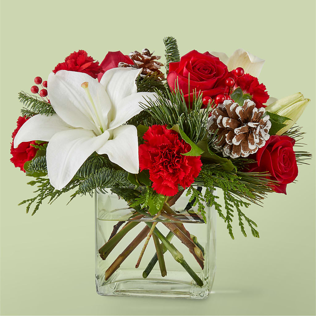 Glistening Icicles Bouquet – CARLOS BLOOMS & EVENTS, Garnerville NY