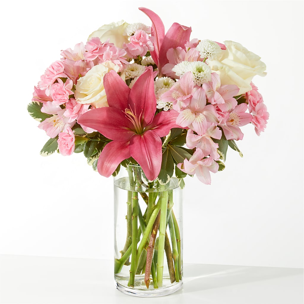 Piece of Cake Bouquet – CARLOS BLOOMS & EVENTS, Garnerville NY