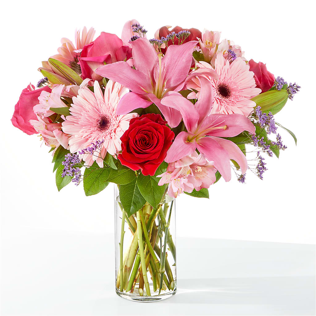 Lots of Love Bouquet – CARLOS BLOOMS & EVENTS, Garnerville NY