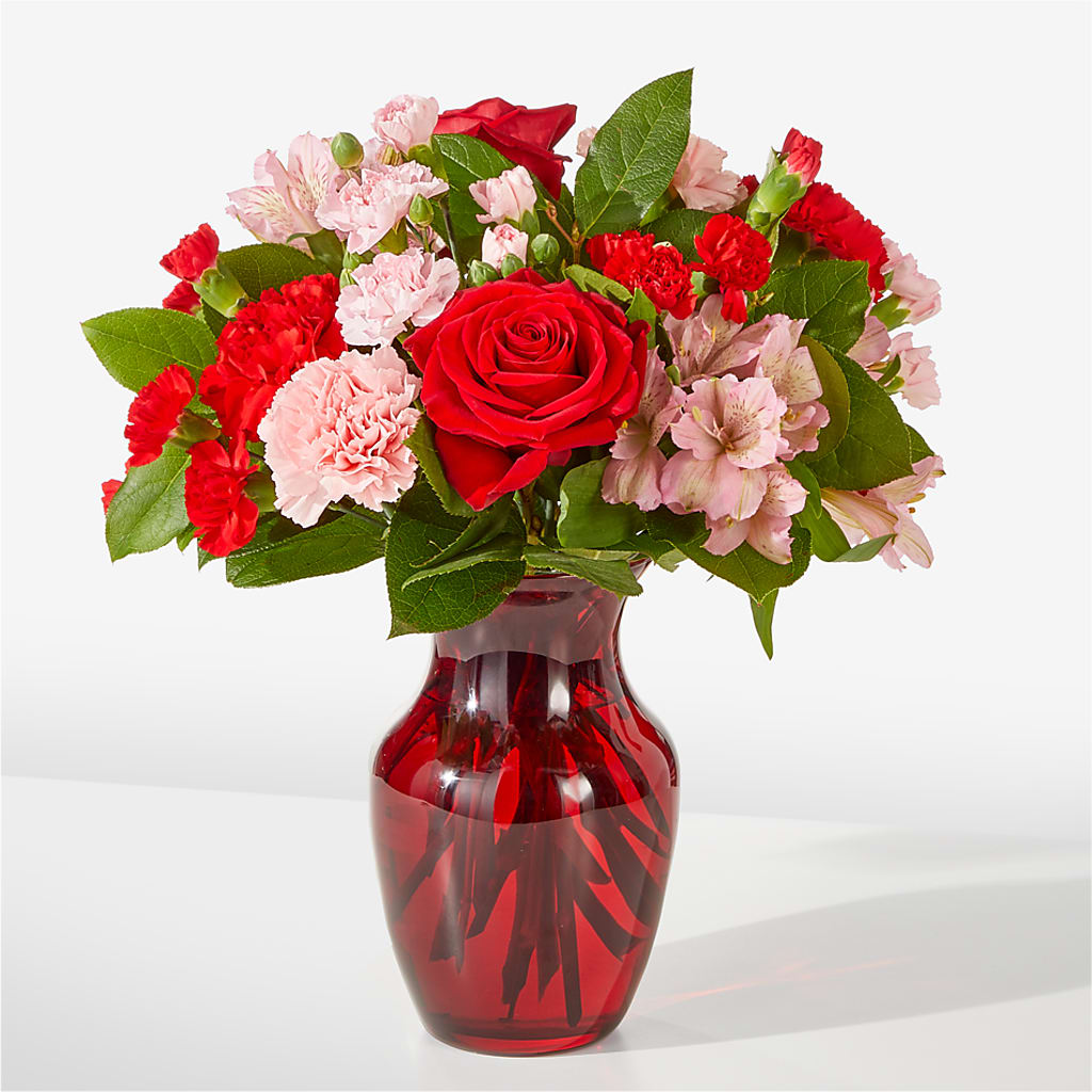 Candy Kisses Bouquet – CARLOS BLOOMS & EVENTS, Garnerville NY