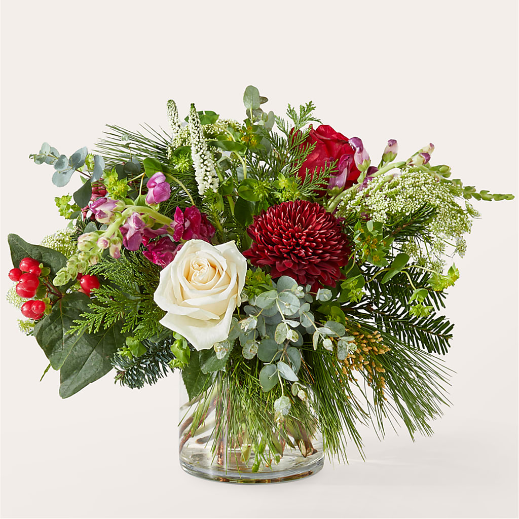 Cranberry Fizz Bouquet – CARLOS BLOOMS & EVENTS, Garnerville NY