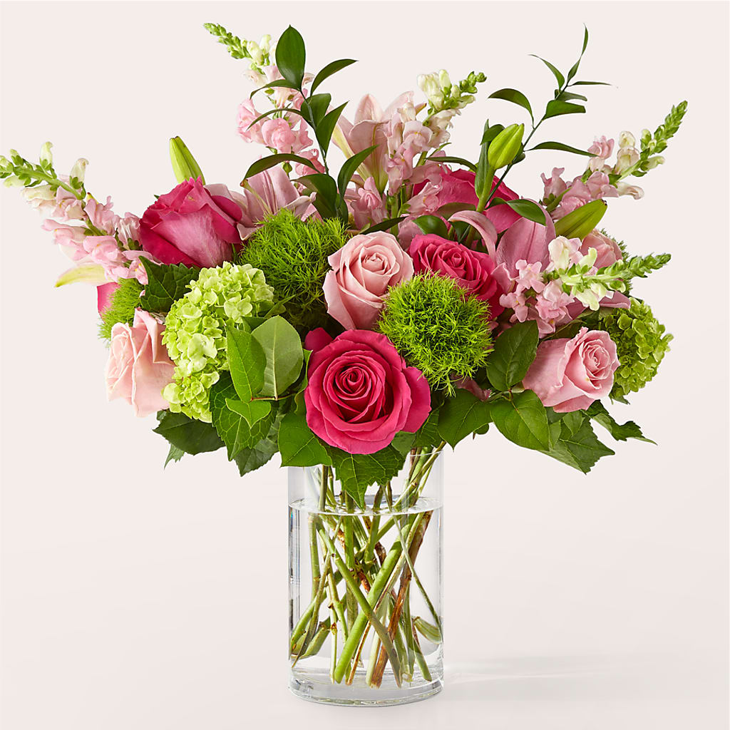 Fit for a Queen Luxury Bouquet – CARLOS BLOOMS & EVENTS, Garnerville NY