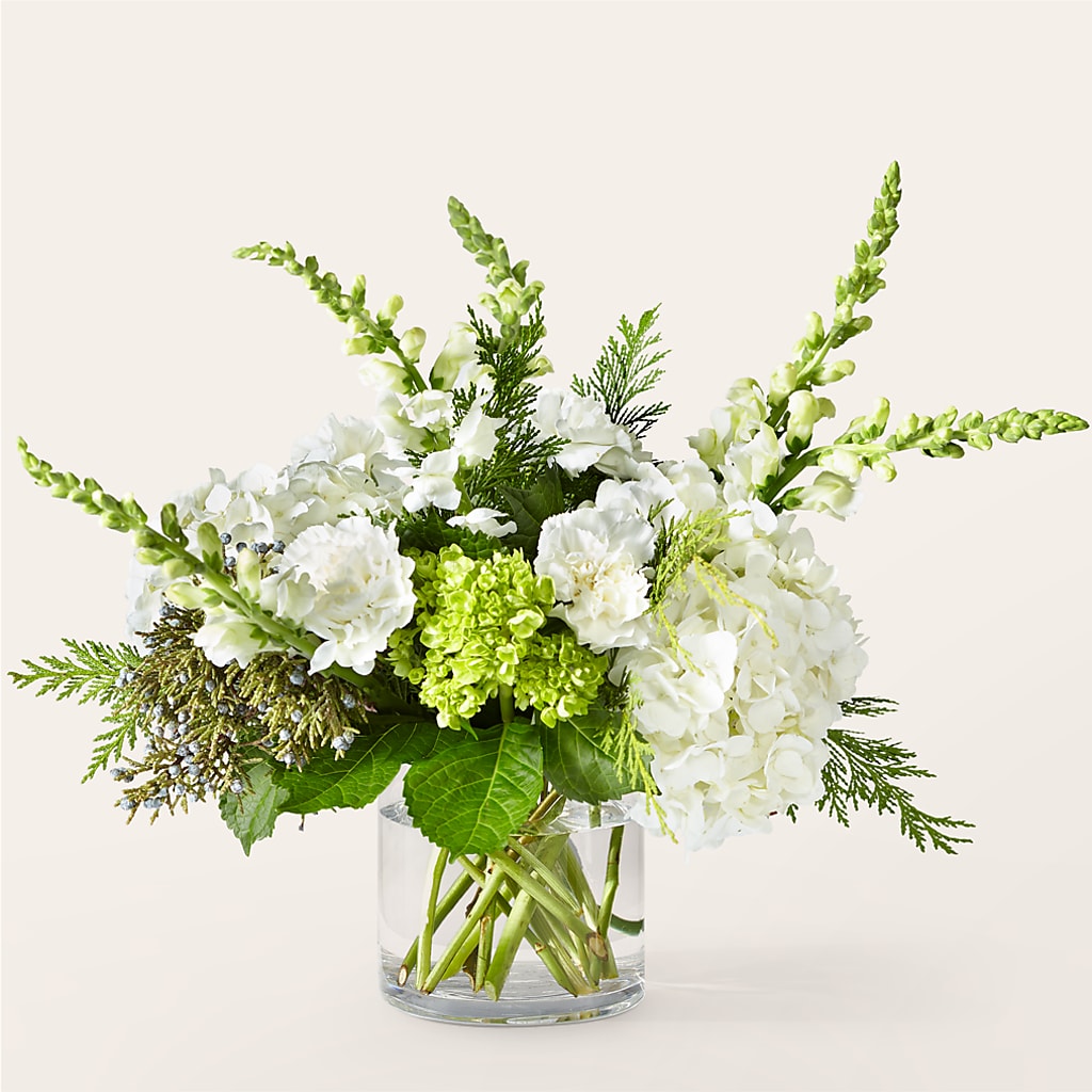 Marshmallows on Top Bouquet – CARLOS BLOOMS & EVENTS, Garnerville NY