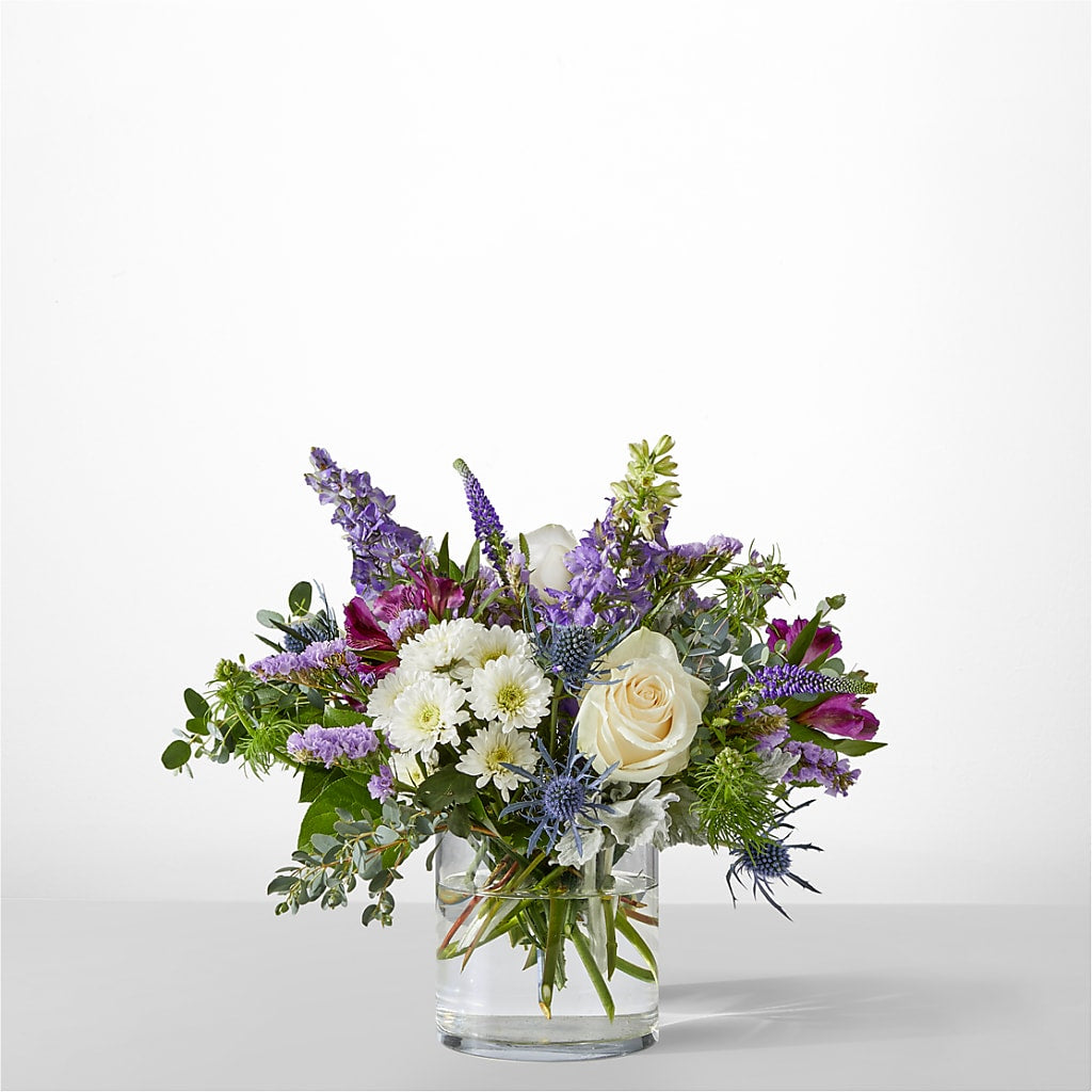 Shooting Star Bouquet – CARLOS BLOOMS & EVENTS, Garnerville NY