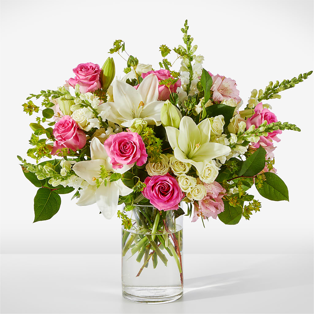 Fondly Bouquet – CARLOS BLOOMS & EVENTS, Garnerville NY