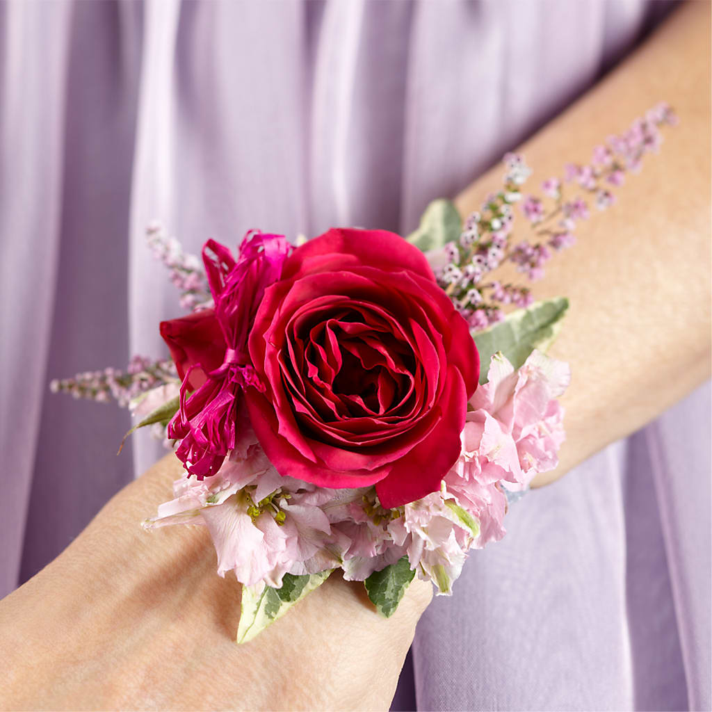 Rose Charm Corsage – CARLOS BLOOMS & EVENTS, Garnerville NY