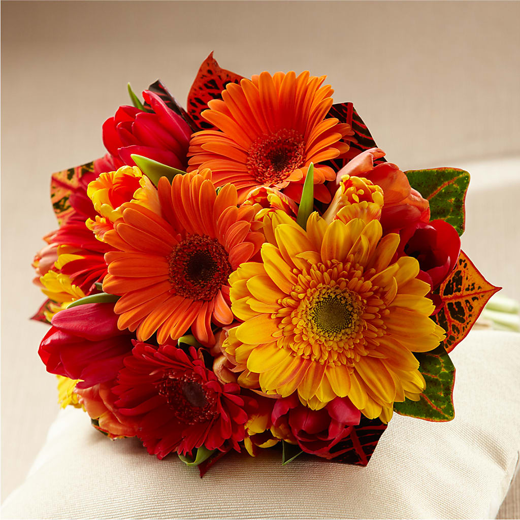 Sunglow Bouquet – CARLOS BLOOMS & EVENTS, Garnerville NY