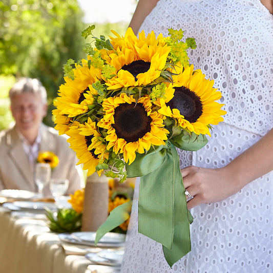 Free Spirit Bouquet – CARLOS BLOOMS & EVENTS, Garnerville NY
